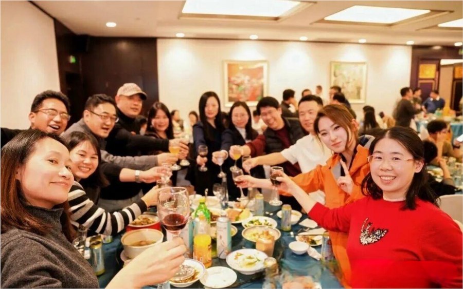 韧性生长破周期：2026 阿里蚂蚁校友年会，阿里系创业者拆解 AI 四大赛道实战路径